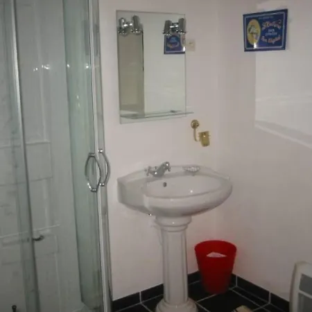 Holiday home House Chateau Du Bois De La Noe *